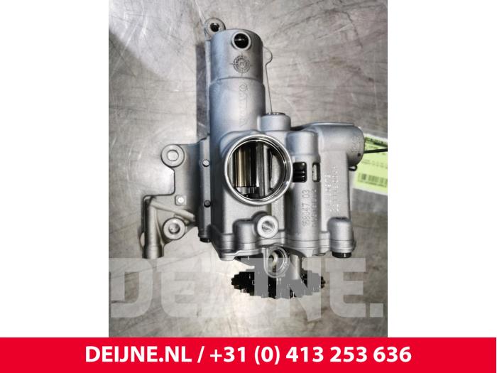 Volvo V60 Oliepomp O105910