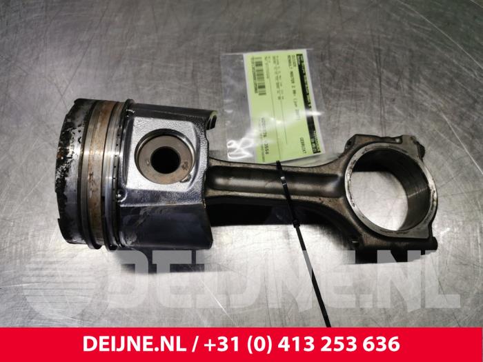 Gebruikte Zuiger Renault Master II (FD/HD) 2.5 dCi 120 FAP Prijs € 60,50 Inclusief btw aangeboden door van Deijne Onderdelen Uden B.V.