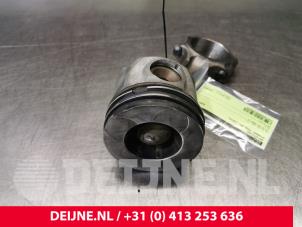 Hyundai H300 Connecting rod O106010 photo 2