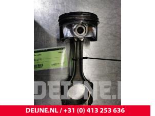 Gebruikte Drijfstang Audi S5 Limousine (FU2) 2.0 TFSI 16V Prijs € 65,00 Margeregeling aangeboden door van Deijne Onderdelen Uden B.V.