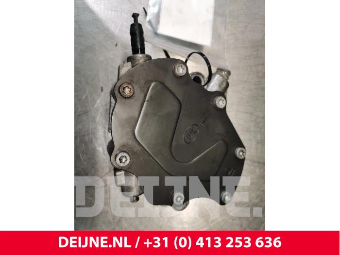 Volkswagen Touareg Brandstofpomp Mechanisch O106054