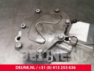Volkswagen Touareg Mechanical fuel pump O106054 photo 2