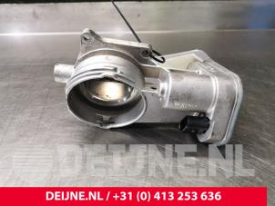 Volkswagen Touareg Throttle body O106063 photo 3