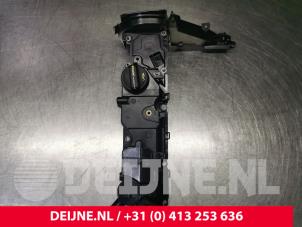 Volvo V40 Rocker cover O106079 photo 2