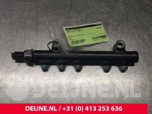 Volvo V40 Einspritzdüse (Einspritzer) O106081 foto 3