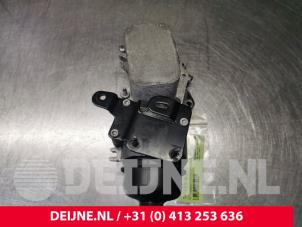 Ford Fiesta Oil filter housing O106083 photo 2