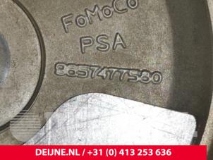 Volvo V40 Nokkenas Tandwiel O106096 foto 3