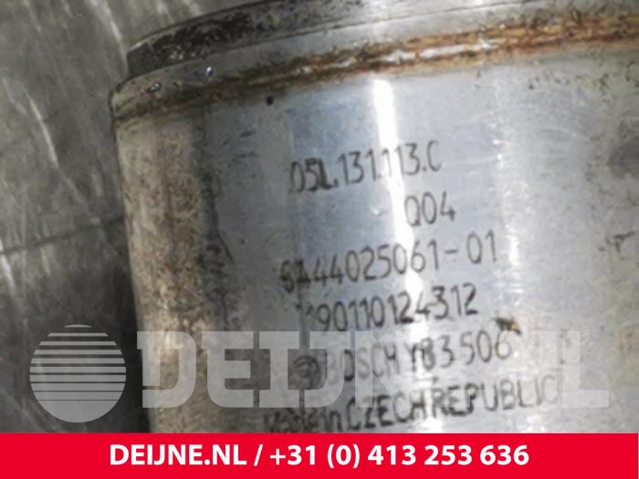 Adblue injector van een Audi A6 Avant (C8) 2.0 40 TDI Mild Hybrid Quattro 2019