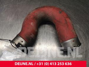 Gebruikte Intercooler Slang Mercedes Sprinter 3,5t (906.63) 316 CDI 16V Prijs € 42,35 Inclusief btw aangeboden door van Deijne Onderdelen Uden B.V.