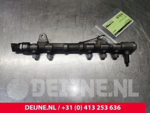 Fiat Doblo Fuel injector nozzle O106142 photo 2