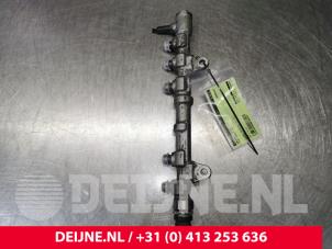Fiat Doblo Einspritzdüse (Einspritzer) O106143 foto 4