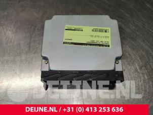 Volvo S80 Engine management computer O106216 photo 2