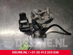 Volvo V70 AGR Ventil O106245 foto 4