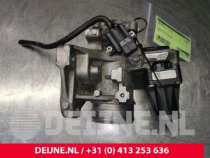 Volvo V70 AGR Ventil O106245 foto 2