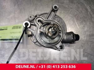 Volvo V70 Vakuumpumpe (Diesel) O106250 foto 2