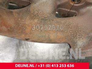 Volvo V70 Abgaskrümmer O106259 foto 4