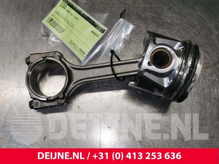 Gebruikte Zuiger Citroen Nemo Prijs € 96,80 Inclusief btw aangeboden door van Deijne Onderdelen Uden B.V.