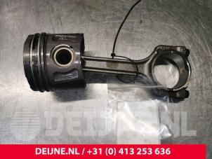 Gebruikte Zuiger Citroen Nemo Prijs € 96,80 Inclusief btw aangeboden door van Deijne Onderdelen Uden B.V.