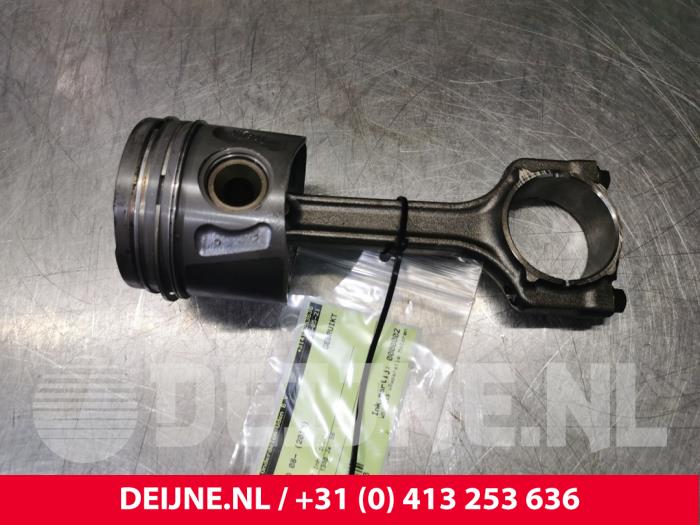Gebruikte Zuiger Citroen Nemo Prijs € 96,80 Inclusief btw aangeboden door van Deijne Onderdelen Uden B.V.
