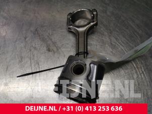 Fiat Doblo Piston O106395 photo 2