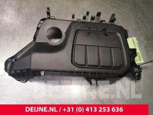 Opel Vivaro Ventildeckel O106423 foto 3