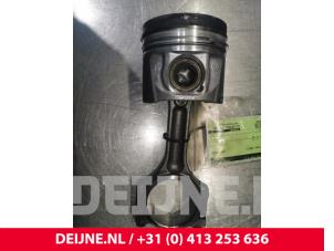 Opel Vivaro Kolben O106428 foto 2