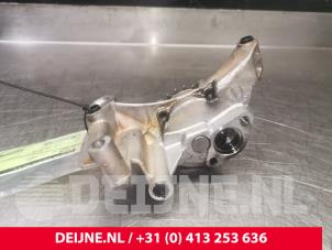 Volkswagen Caddy Oliepomp O106479 foto 3