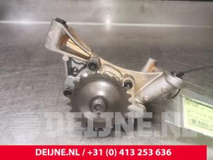 Gebruikte Oliepomp Volkswagen Caddy III (2KA,2KH,2CA,2CH) 2.0 SDI Prijs € 60,50 Inclusief btw aangeboden door van Deijne Onderdelen Uden B.V.