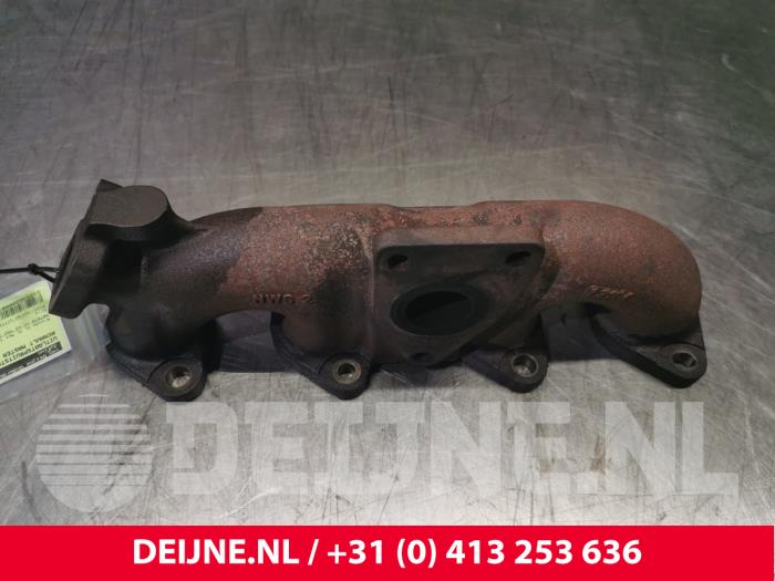 Gebruikte Uitlaatspruitstuk Renault Master III (FV) 2.3 dCi 100 16V FWD Prijs € 42,35 Inclusief btw aangeboden door van Deijne Onderdelen Uden B.V.