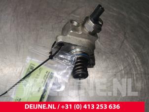 Volkswagen Golf Hogedrukpomp O106636 foto 2