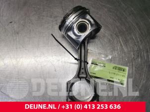 Volvo V70 Kolben O106657 foto 4