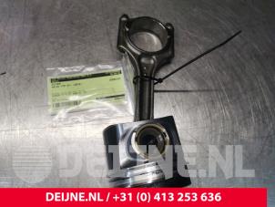 Volvo V70 Piston O106656 photo 4