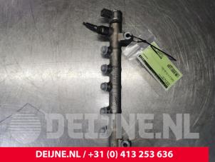 Volvo V70 Einspritzdüse (Einspritzer) O106672 foto 2