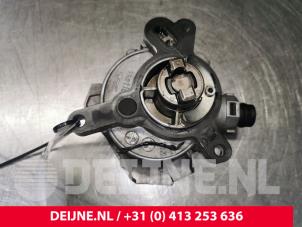 Volvo V70 Vacuumpomp (Diesel) O106684 foto 4