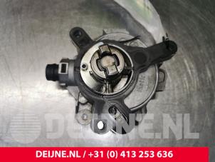 Volvo V70 Vacuumpomp (Diesel) O106684 foto 2