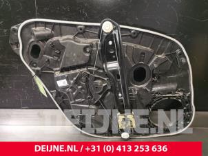 Volvo V60 Ruitmechaniek 4Deurs rechts-achter O106907 foto 2