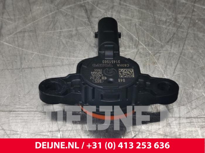 Airbag Sensor van een Volvo V60 II (ZW) 2.0 D3 16V 2019
