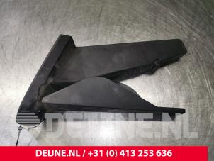 Gebruikte Gaspedaal Volvo V60 II (ZW) 2.0 D3 16V Prijs € 100,00 Margeregeling aangeboden door van Deijne Onderdelen Uden B.V.