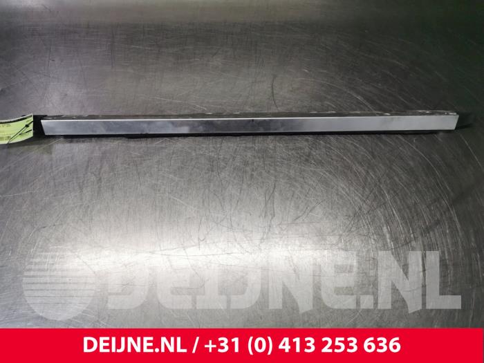 Volvo V60 Querträger vorne O106925