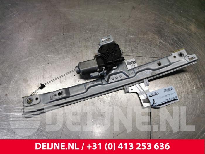 Peugeot 207 Window mechanism 4-door, front right O106965