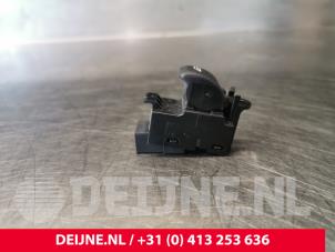 Volvo V60 Electric window switch O106985 photo 3