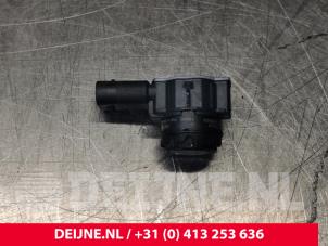 Gebruikte PDC Sensor Volvo V60 II (ZW) 2.0 D3 16V Prijs € 25,00 Margeregeling aangeboden door van Deijne Onderdelen Uden B.V.