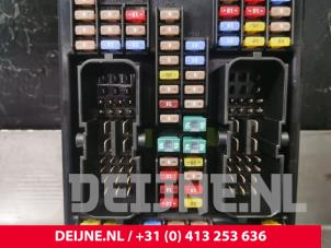 Volvo V60 Zekeringkast O106998 foto 3