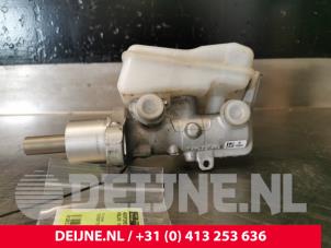 Volvo V60 Hoofdremcilinder O107001 foto 3
