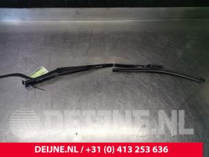 Volvo V60 Ruitenwisserarm voor O107061 foto 3