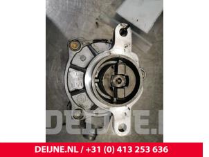 Renault Trafic Vacuum pump (diesel) O107069 photo 3