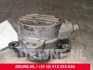 Renault Trafic Vacuum pump (diesel) O107069 photo 2