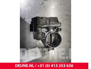 Gebruikte Gasklephuis Renault Master Prijs € 72,60 Inclusief btw aangeboden door van Deijne Onderdelen Uden B.V.