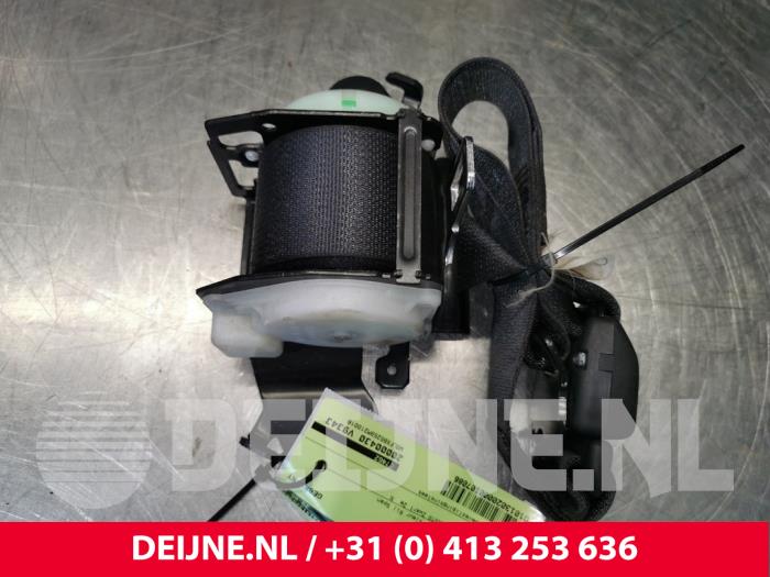Opel Agila Rear seatbelt, centre O107086