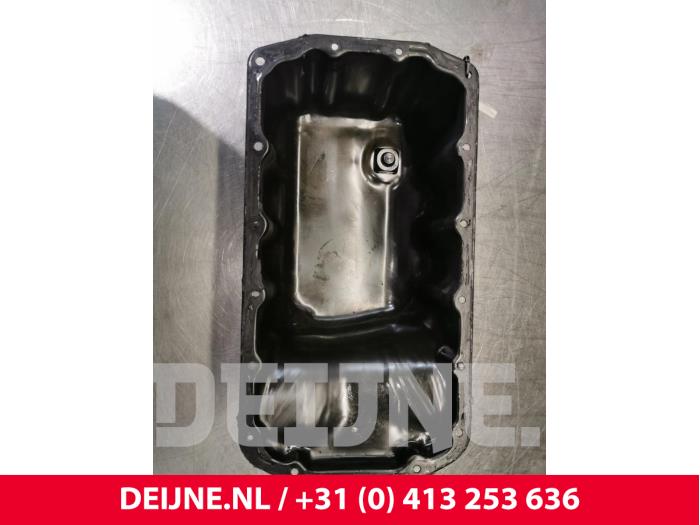 Gebruikte Carterpan Peugeot 308 (4A/C) 1.6 16V THP 150 Prijs € 15,00 Margeregeling aangeboden door van Deijne Onderdelen Uden B.V.